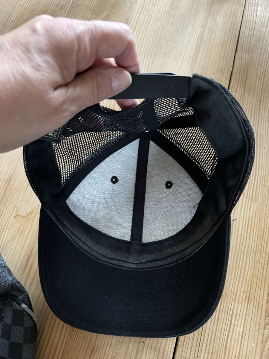 Hüte, Mützen & Caps: Casquette noire respirante – Gebraucht aus Veyrier von kimedovapa 1