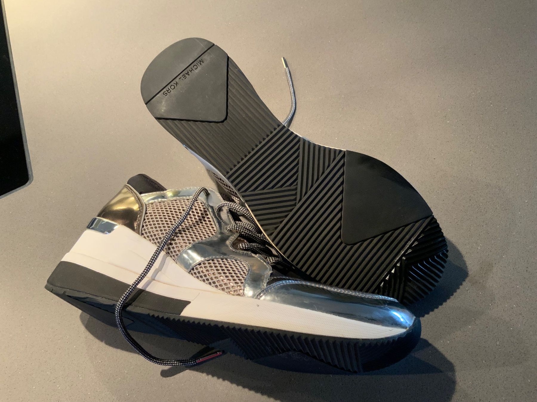 Michael Kors Damenschuhe: Sneakers von Michael Kors in Grösse 40 – Neu (gemäss Beschreibung) aus Kreuzlingen von son_8cwm 5