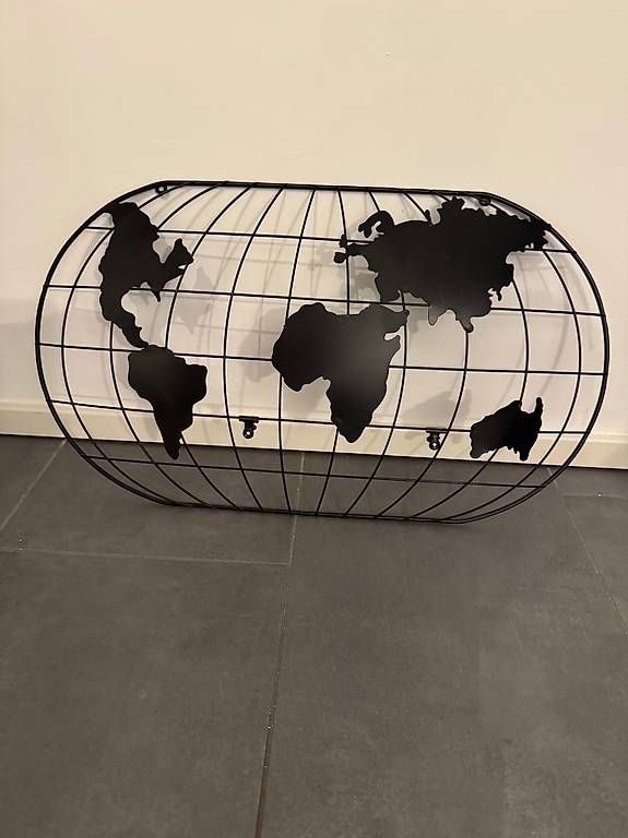 Autres décorations & accessoires: Mappamondo Maison du Monde  – D'occasion à Massagno par whi_d5bd