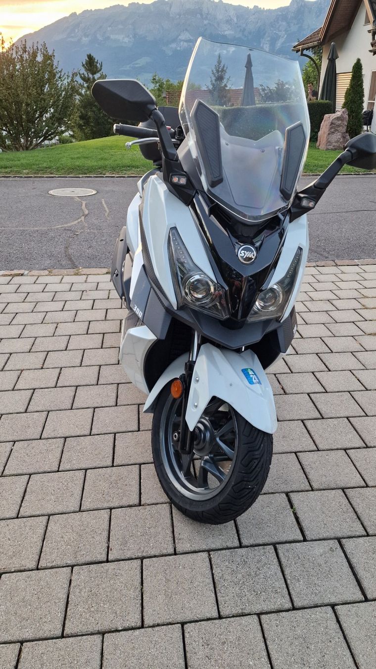 Sym Scooters: Sym Cruisym 300i – Gebraucht aus Nendeln von rhythmic75 1