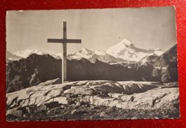 Bergkreuz auf Lötschenpass Weisshorn