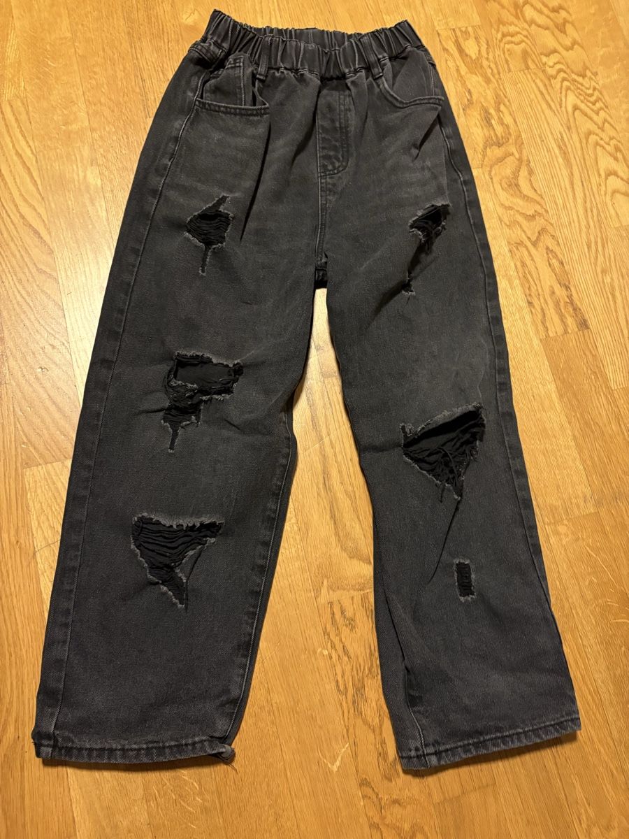 Pantaloni: Schwarze Destroyed Jeans, Jungs Grösse 160 – Usato da Beromünster venduto da msklef 1