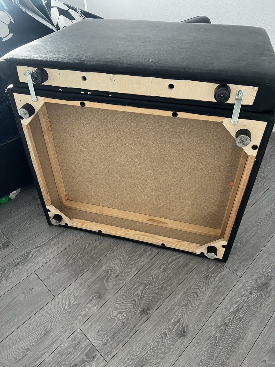 Ikea Poltrone: Ikea 1.er Sitzelement weniger gebraucht – Usato da Möhlin venduto da RBRO25 4
