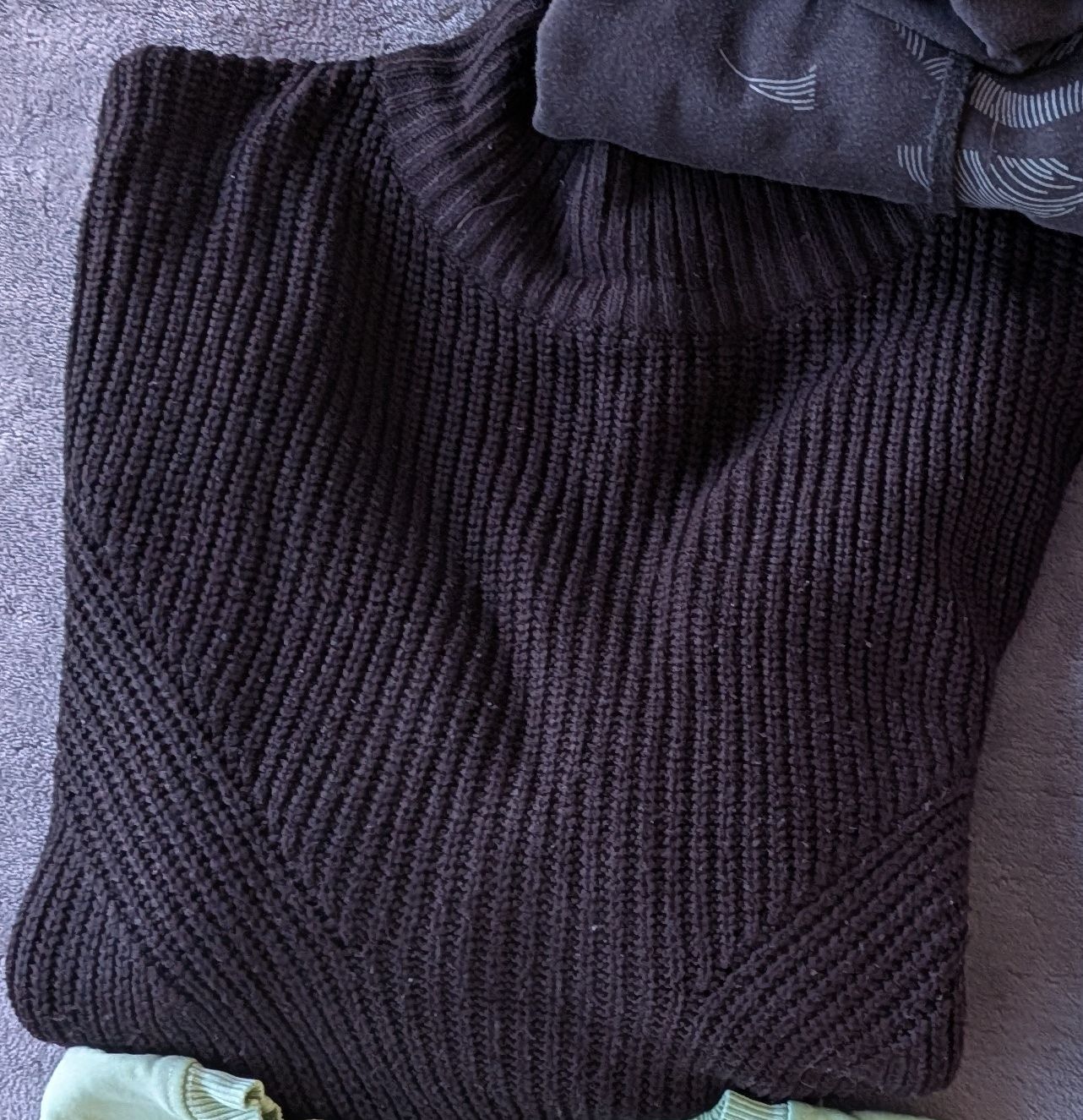 Kleiderpakete & -sets: Pulls en maille foncée, taille S, occasion – Gebraucht aus Zürich von heldc