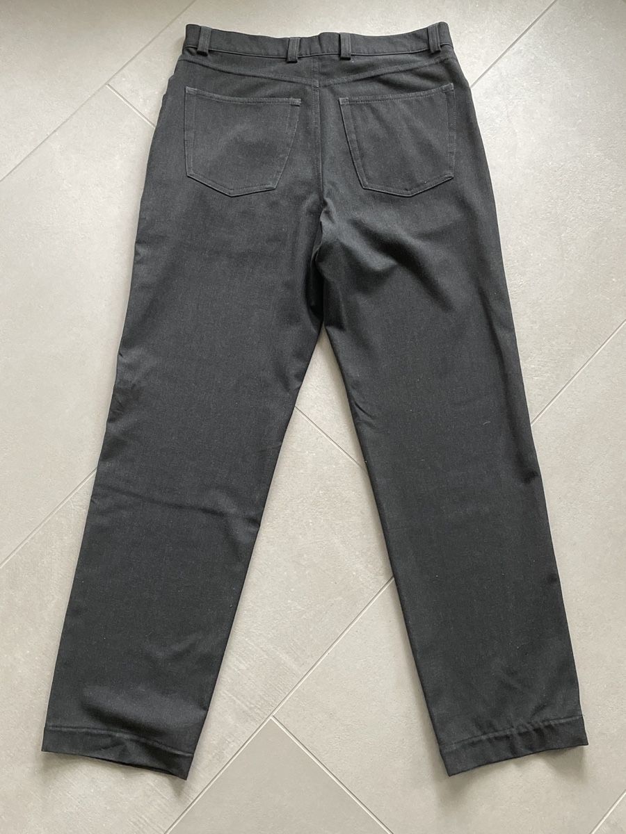 Pantaloni: Schwarze Herren-Hose – Usato da Adligenswil venduto da Treegarden 1
