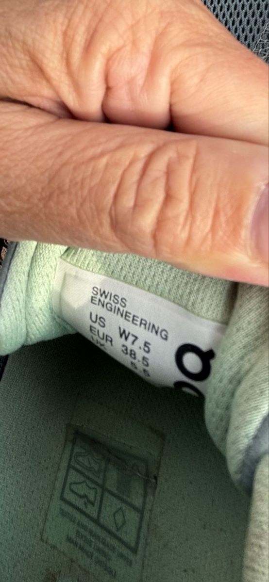 On Scarpe da donna: On cloud 38.5  – Usato da Blonay venduto da Ollorvi 2