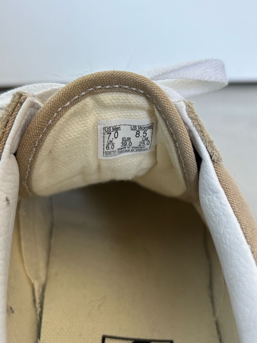 Vans Scarpe da uomo: Vans beige, Gr. 39 mit exclusive NICKLESS Unterschrift – Usato da Steinmaur venduto da aly_mhs6 7