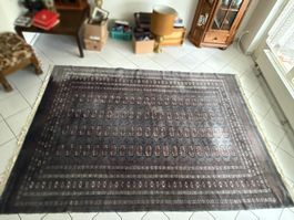 Orientalischer Teppich  272x192 cm