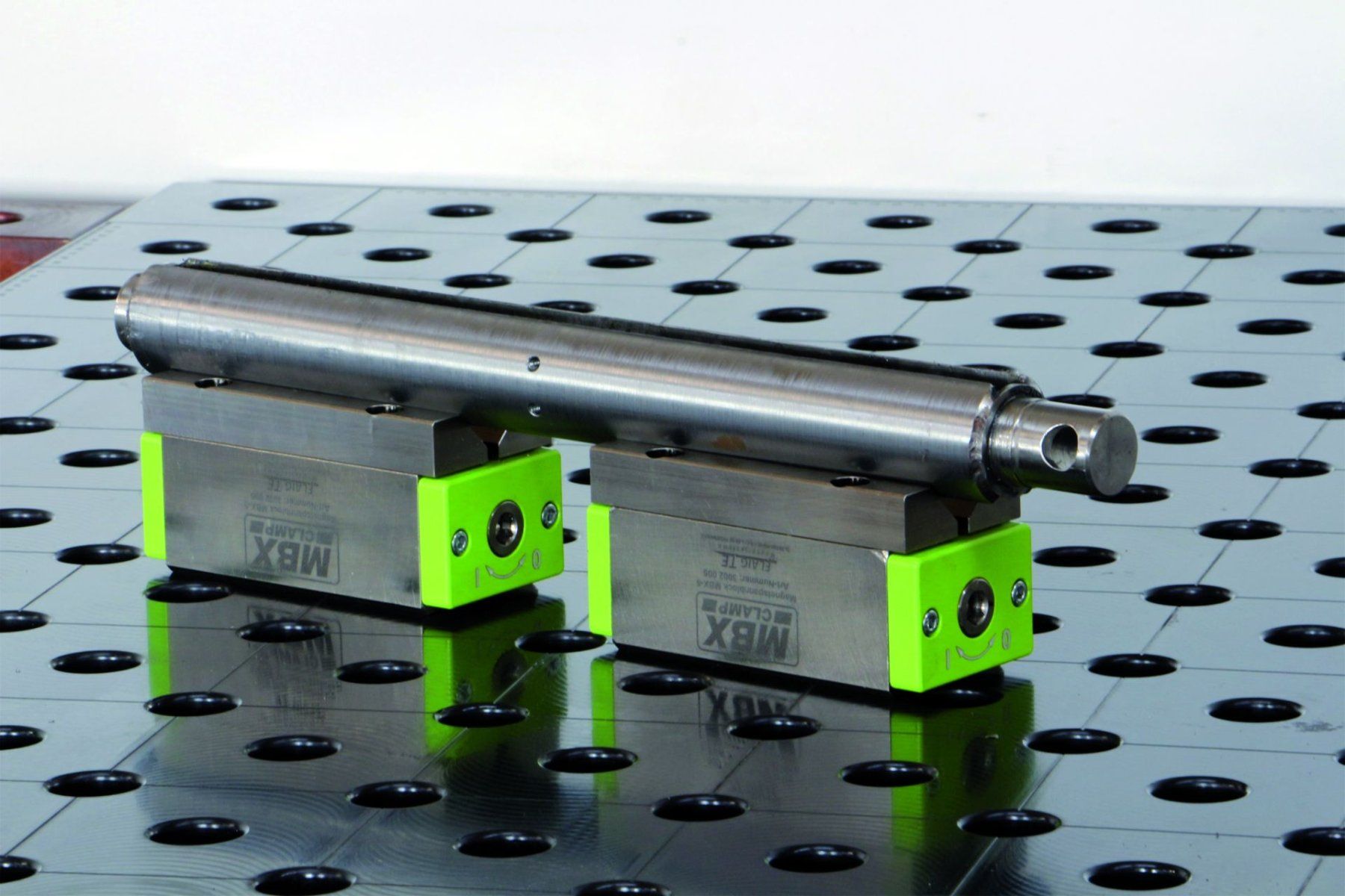 Tutti gli attrezzi: Permanent Magnetspannblock MBX 10 – Nuovo e nell'imballaggio originale da Lommiswil venduto da eltec-mehring.ch 2
