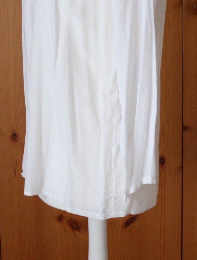 Camicette: Bluse Langarm weiss  Gr. XL – Usato da Flüelen venduto da Diversicum-Curvy 5