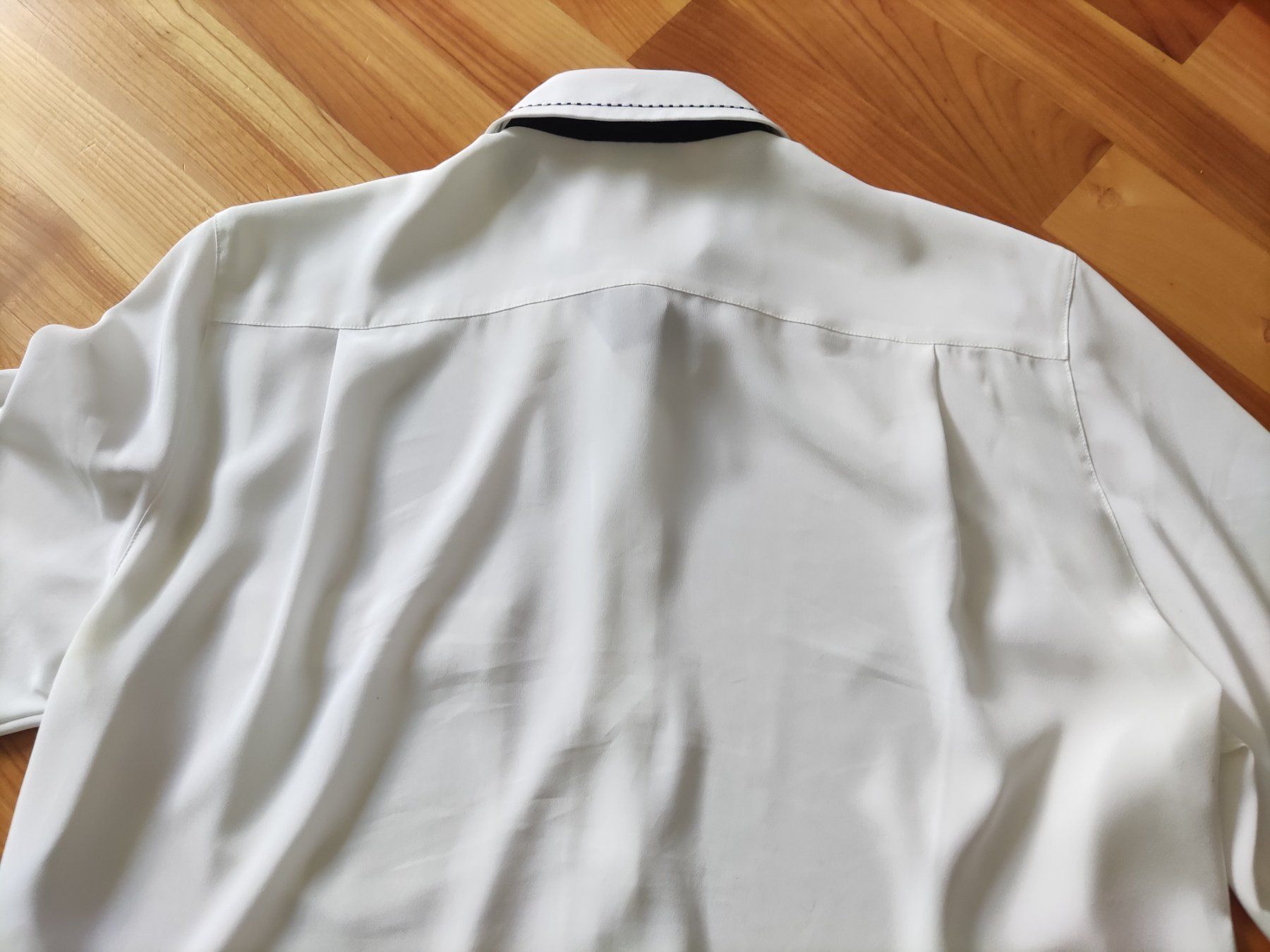 Basler Blusen: Elegante Bluse "Basler" – Gebraucht aus Solothurn von Csw1 5