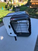 Fast neue Hundebox für das Auto