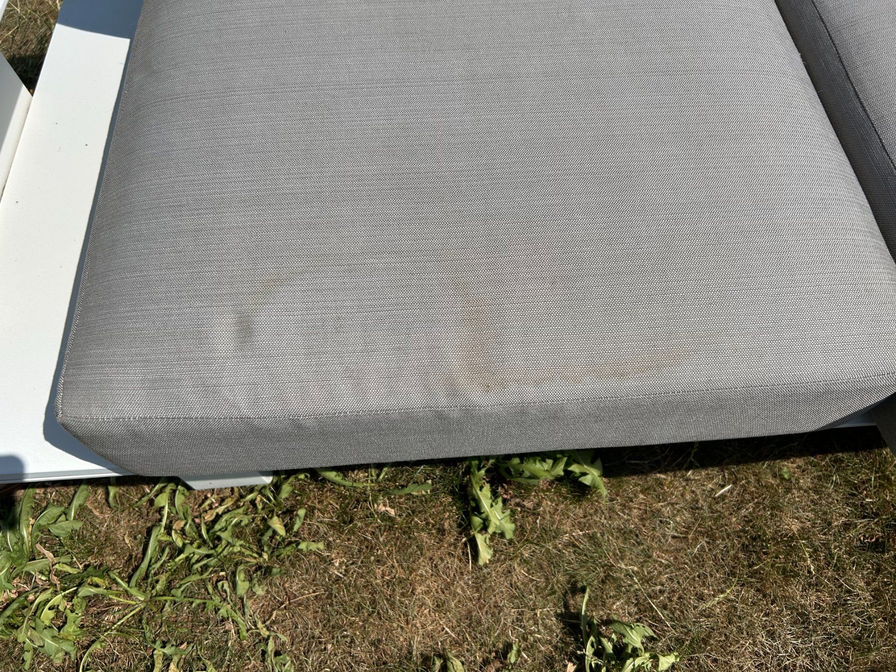 Sofas: lounge – Gebraucht aus COURROUX von Alteon 1