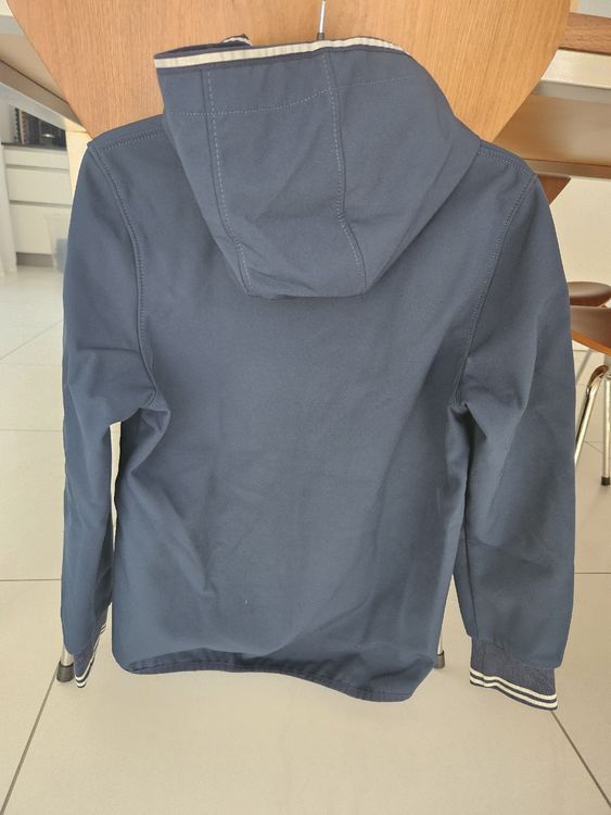 H&M Giacche & Cappotti: Softshelljacke Gr. 140 Jungen – Usato da Oftringen venduto da Mrg3 2