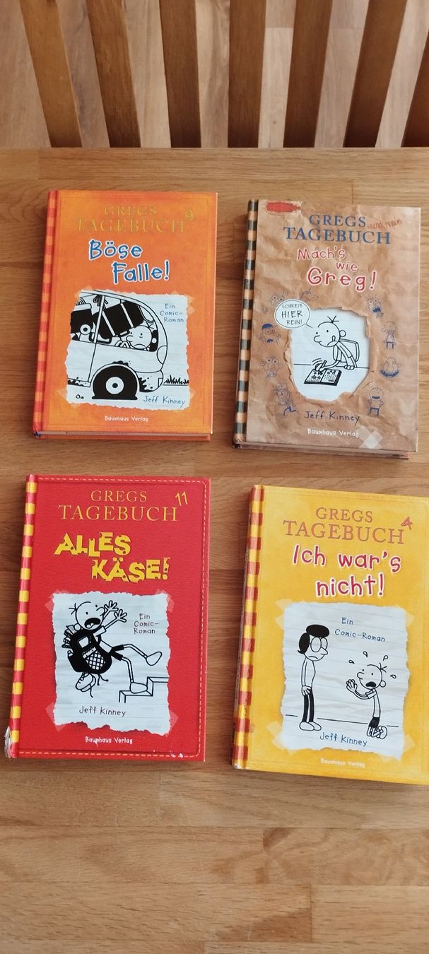 Livres: 4 Bücher Gregs Tagebuch  – D'occasion à Mörel par MJoaoCosta