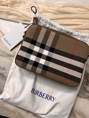 NEU! Burberry Check Camera Bag inkl. Staubbeutel