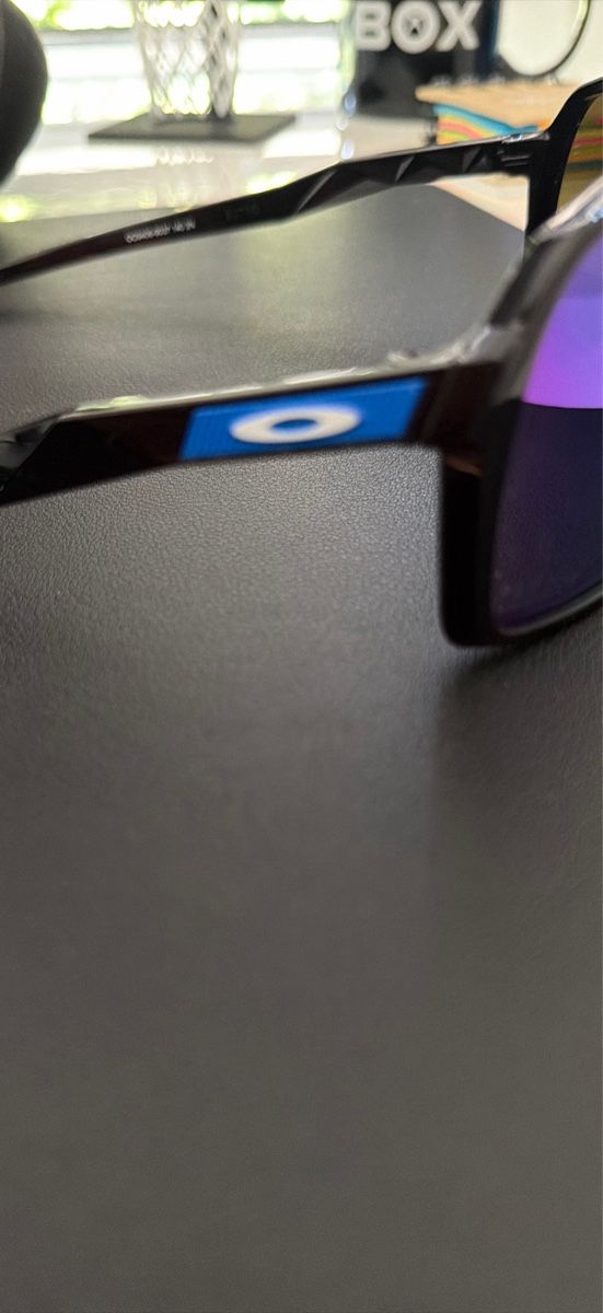 Brillen & Gläser: Oakley Sunglasses Black Frame Blue Lens good condition – Neu und originalverpackt aus Aesch BL von AuroPiz 2