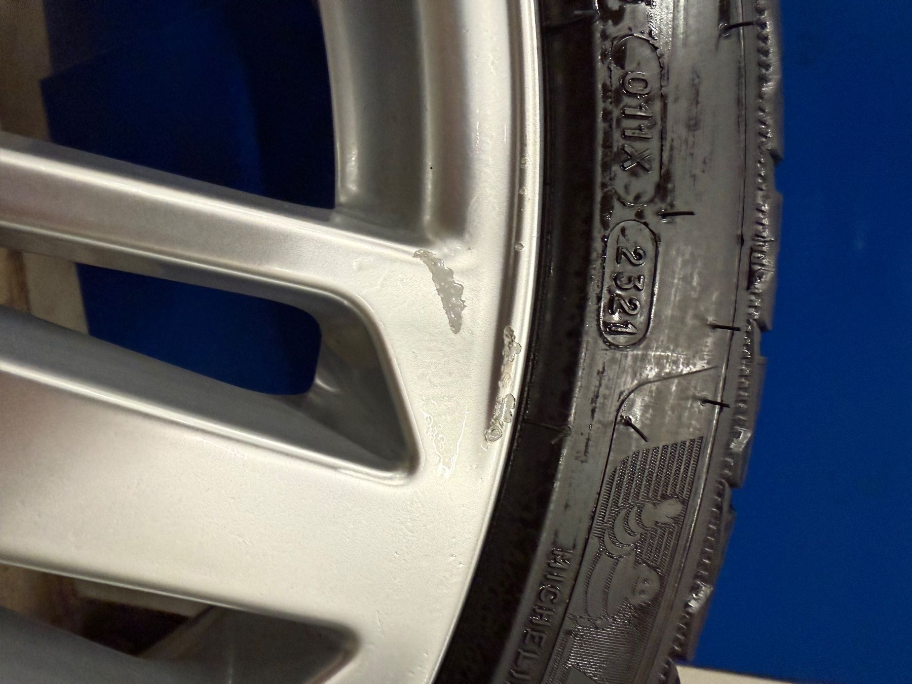 Audi Pneus & Roues: Audi Originalräder – D'occasion à Boswil par WaaVzz 2