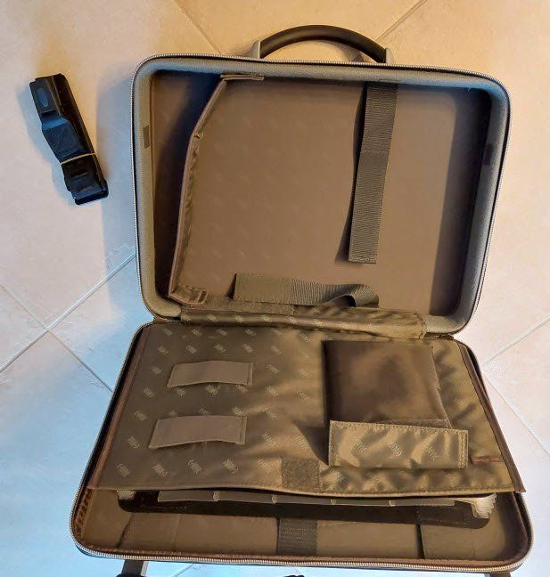 Reisekoffer: Sacoche pour ordinateur portable. – Neu (gemäss Beschreibung) aus Romanel-sur-Lausanne von MichelAjac 1