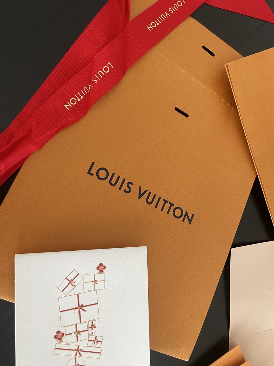 Buste & buste per spedizione: LOUIS VUITTON GESCHENKSET KARTEN & UMSCHLÄGE – Nuovo (secondo la descrizione) da Rorschacherberg venduto da drdupor 3