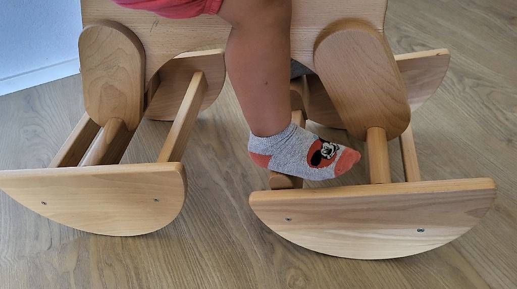 Spielzeuge: Schaukelpferd – Gebraucht aus Suhr von MuempfeliWerk 3