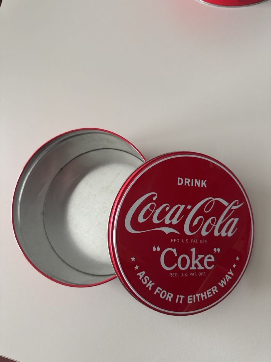 Barattoli: Vintage Coca-Cola box (round) – Usato da Zürich venduto da VittoDS 3