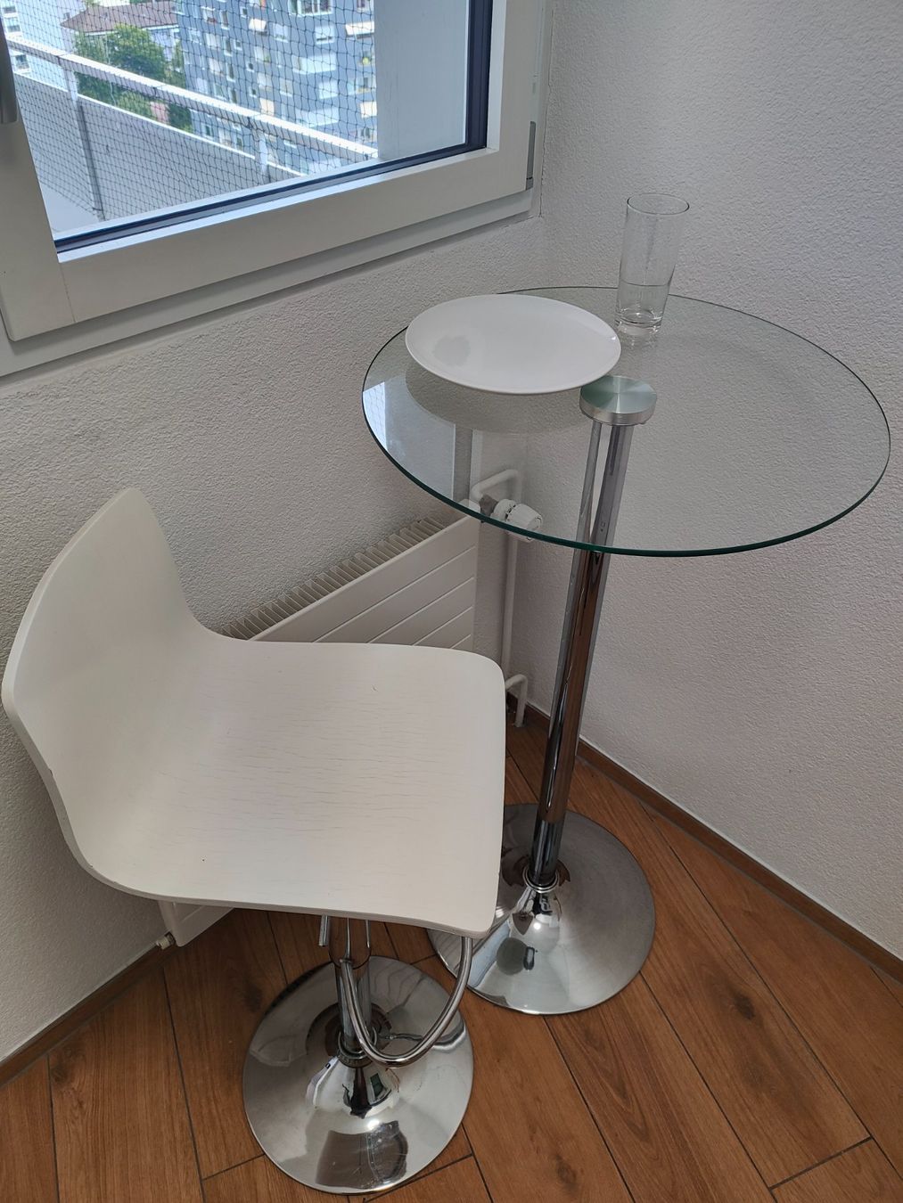 Tavoli: Glastisch und Barhocker – Usato da Zürich venduto da bor_5yry