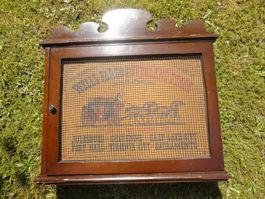 VITRINE IM WILDWEST DESIGN - HAUSBAR