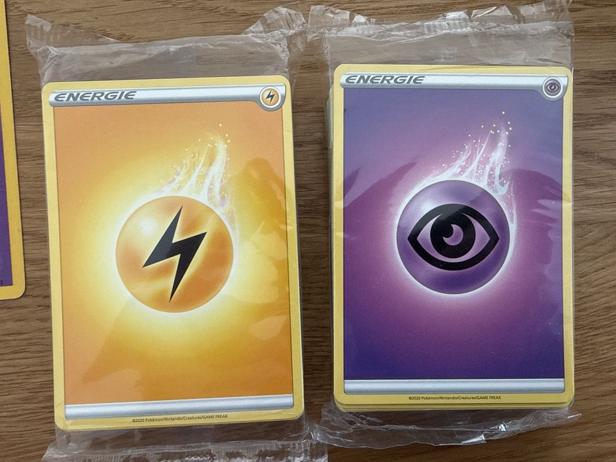 Pokémon Sammelbilder & Trading cards: Pokemon Energien mit einigen alten – Gebraucht aus Amriswil von sim_nlb6 3