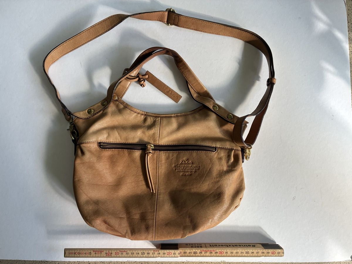 Borse da donna: Leder Tasche, Japan - gut erhalten. – Usato da Zürich venduto da 718zzQk99 1