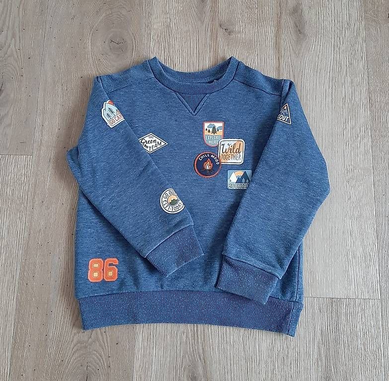 Pullover & Sweatshirts: Schöner Pullover blau Gr. 116 – Gebraucht aus Bütschwil von enzian008 1