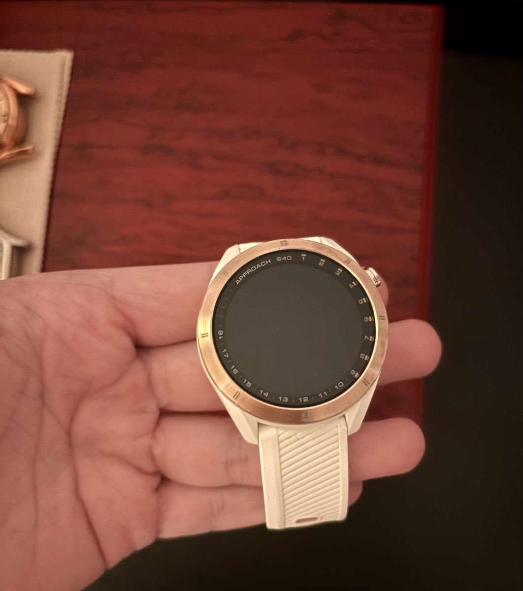 Garmin Smartwatch: Garmin Approach S40 – D'occasion à Zürich par AitanaMueller1 4