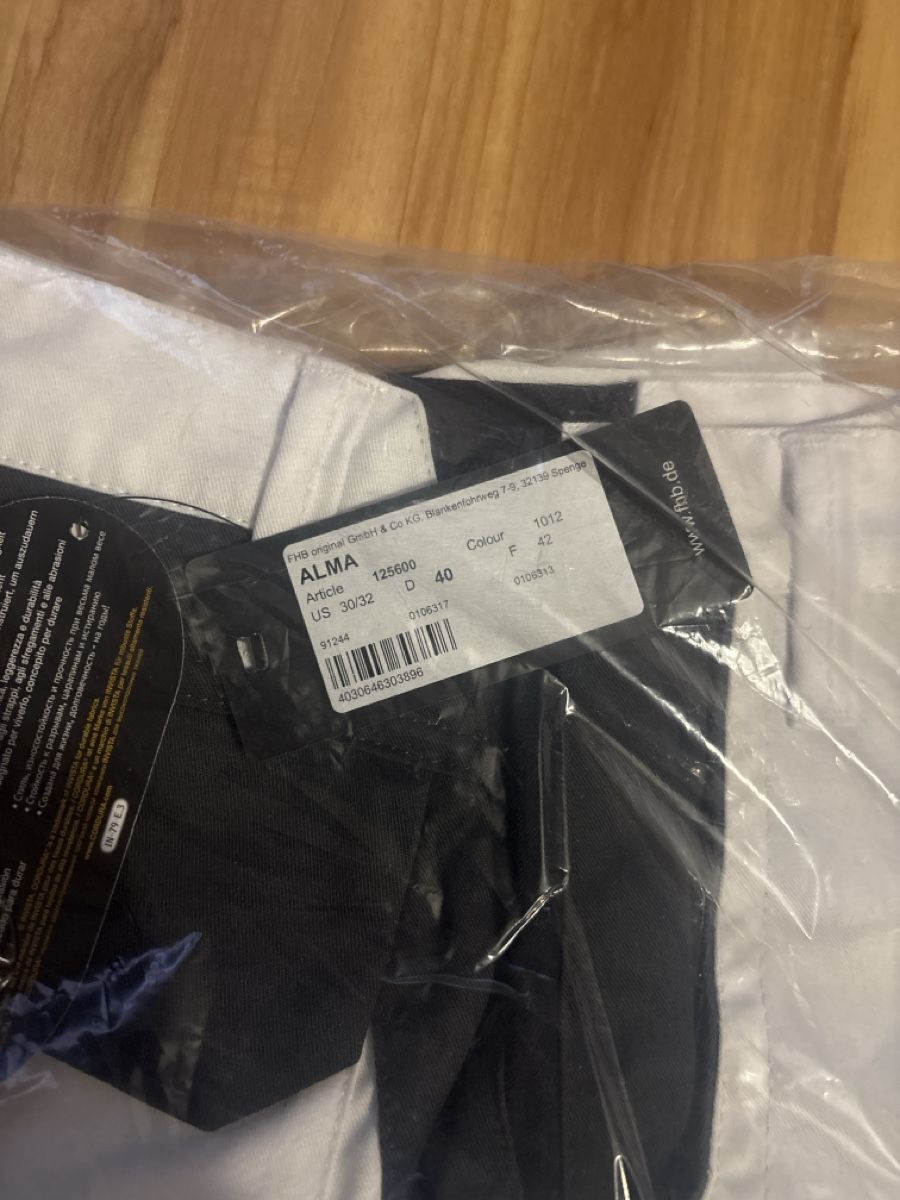 Pantaloni: 4 Stück, Neue Malerhosen FHB – Nuovo e nell'imballaggio originale da Grafenried venduto da hollywoodprincess 2
