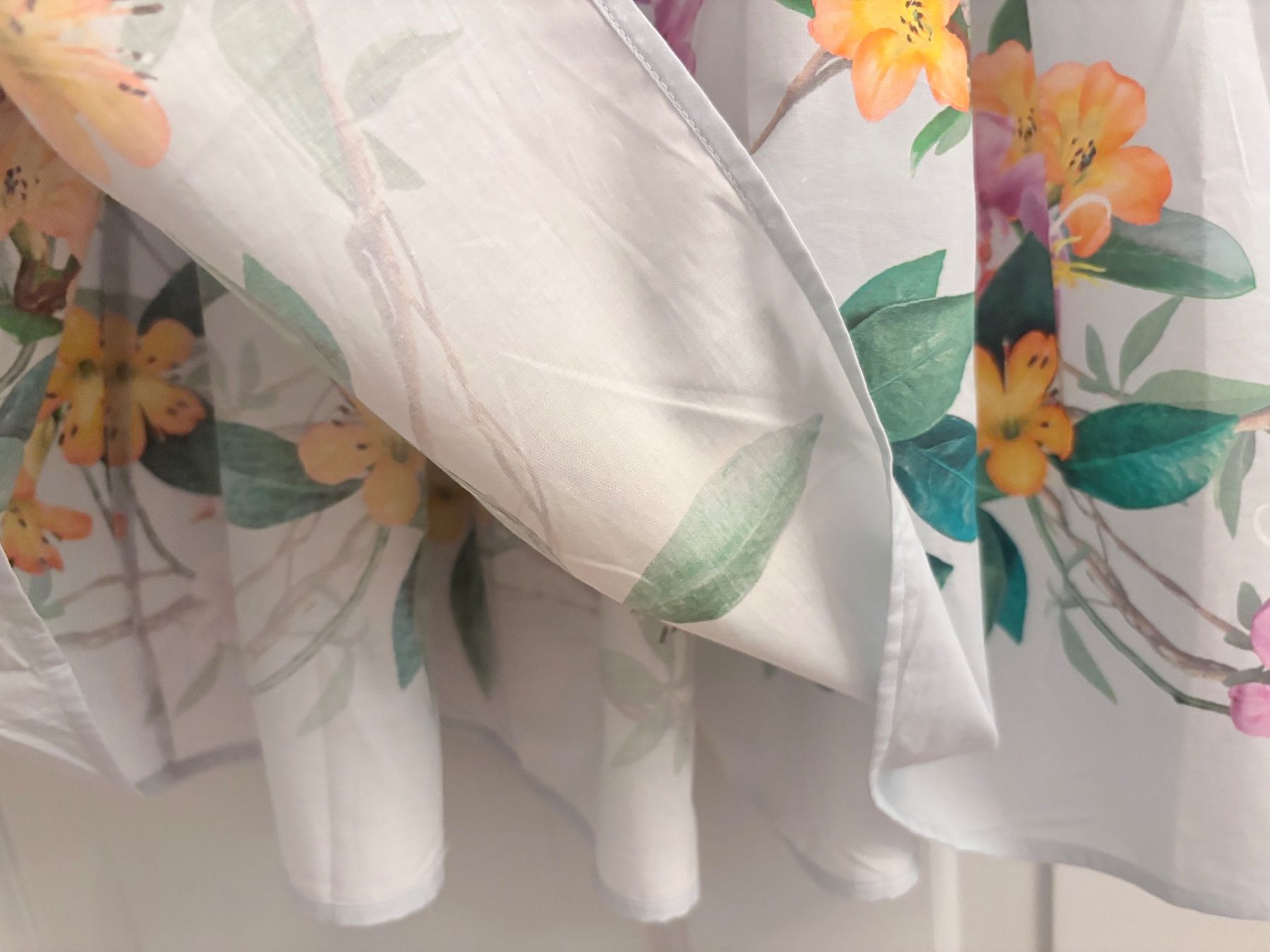 Molo Vestiti & Gonne: Molo, Kleid, 134/140, Neu, Cotton – Nuovo e nell'imballaggio originale da Zürich venduto da Pokimoki_1 3