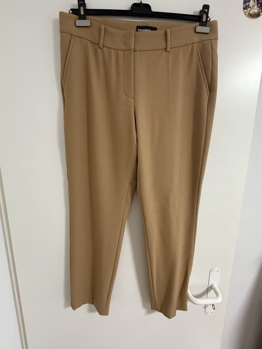 Cambio Pantalons: Hose – Neuf avec emballage d'origine à Glis par slavkomajic