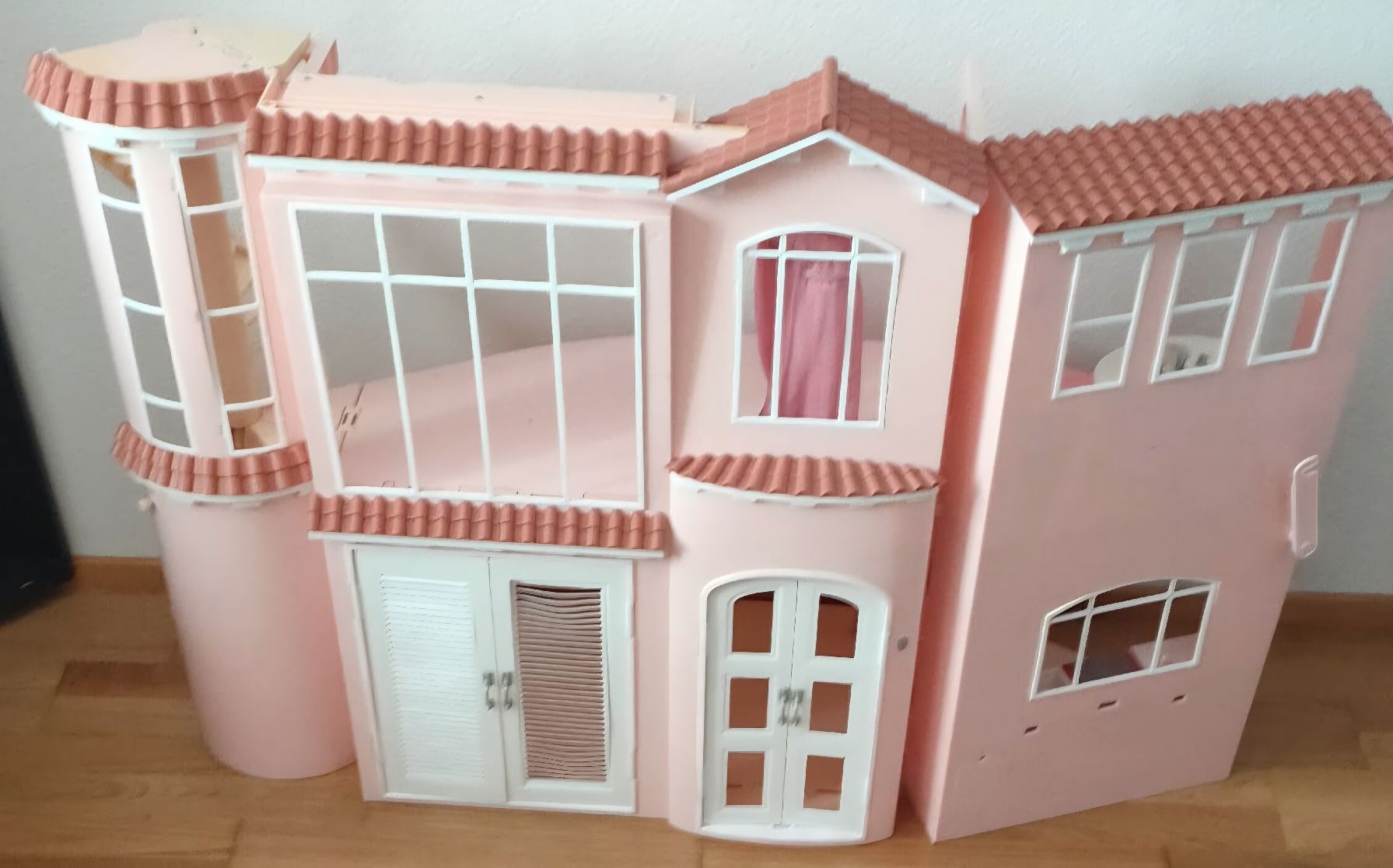Barbie Case e mobili per bambole: Barbie Villa XXL – Usato da Luzern venduto da Luzern_Energy 8