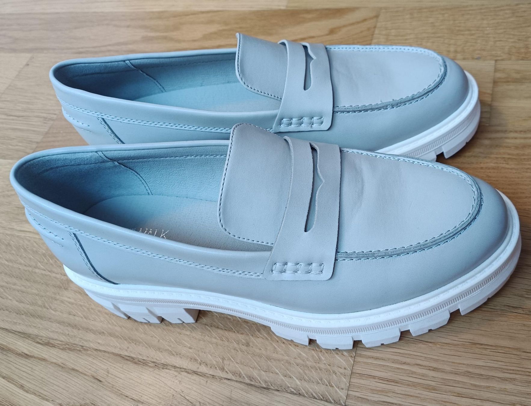 Scarpe da donna: Damen Schuhe 40 neu – Nuovo (secondo la descrizione) da Muri AG venduto da Mupuputs