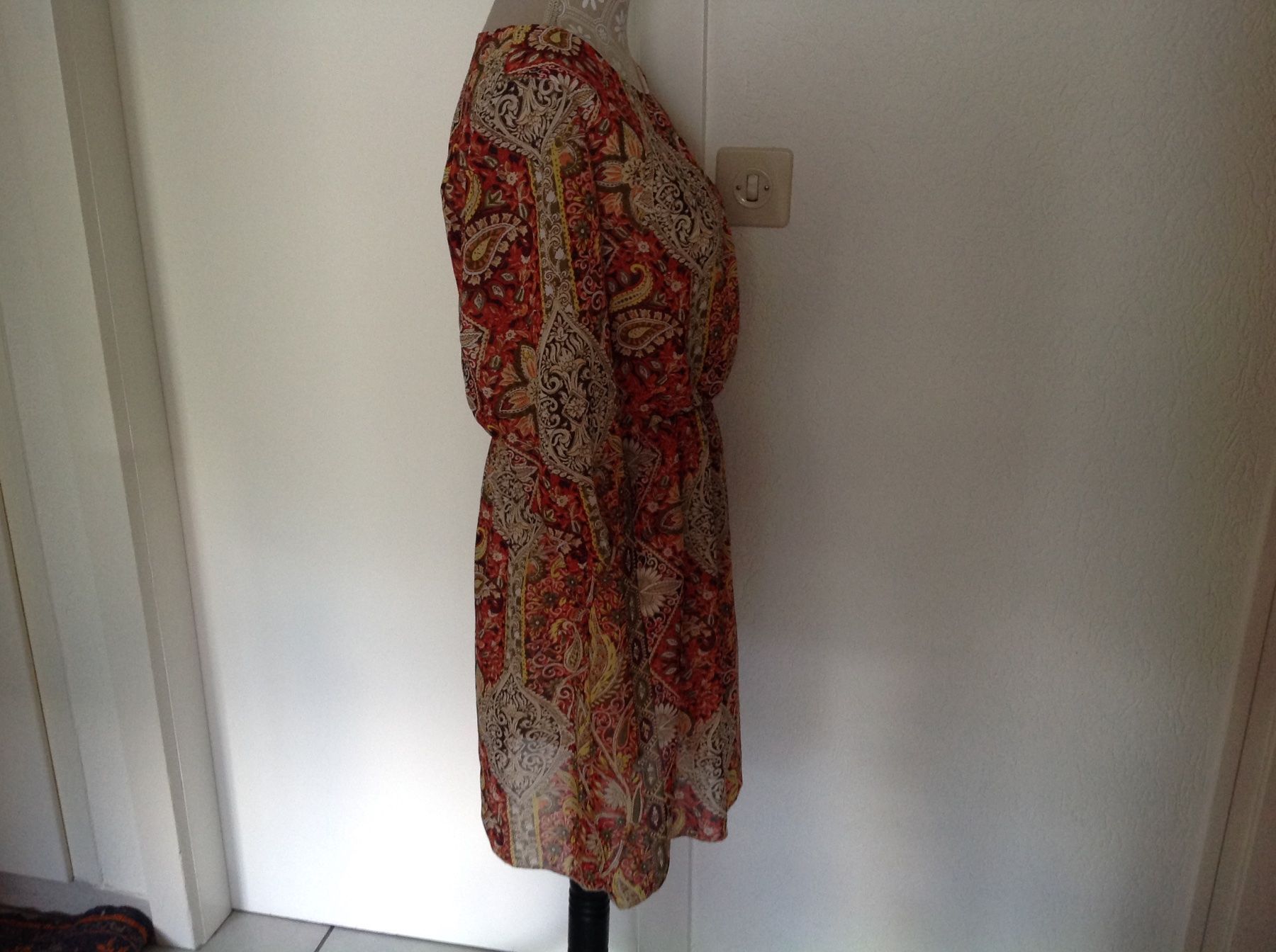 Vestiti: Yendi - robe - M – Usato da Sion venduto da accroshoes 2