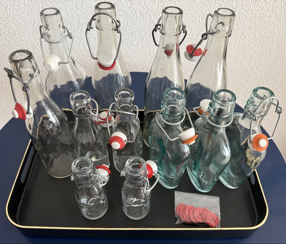 Gläser, Krüge & Flaschen: 12 verschiedene Glasflaschen  – Gebraucht aus Wangen SZ von hame1945