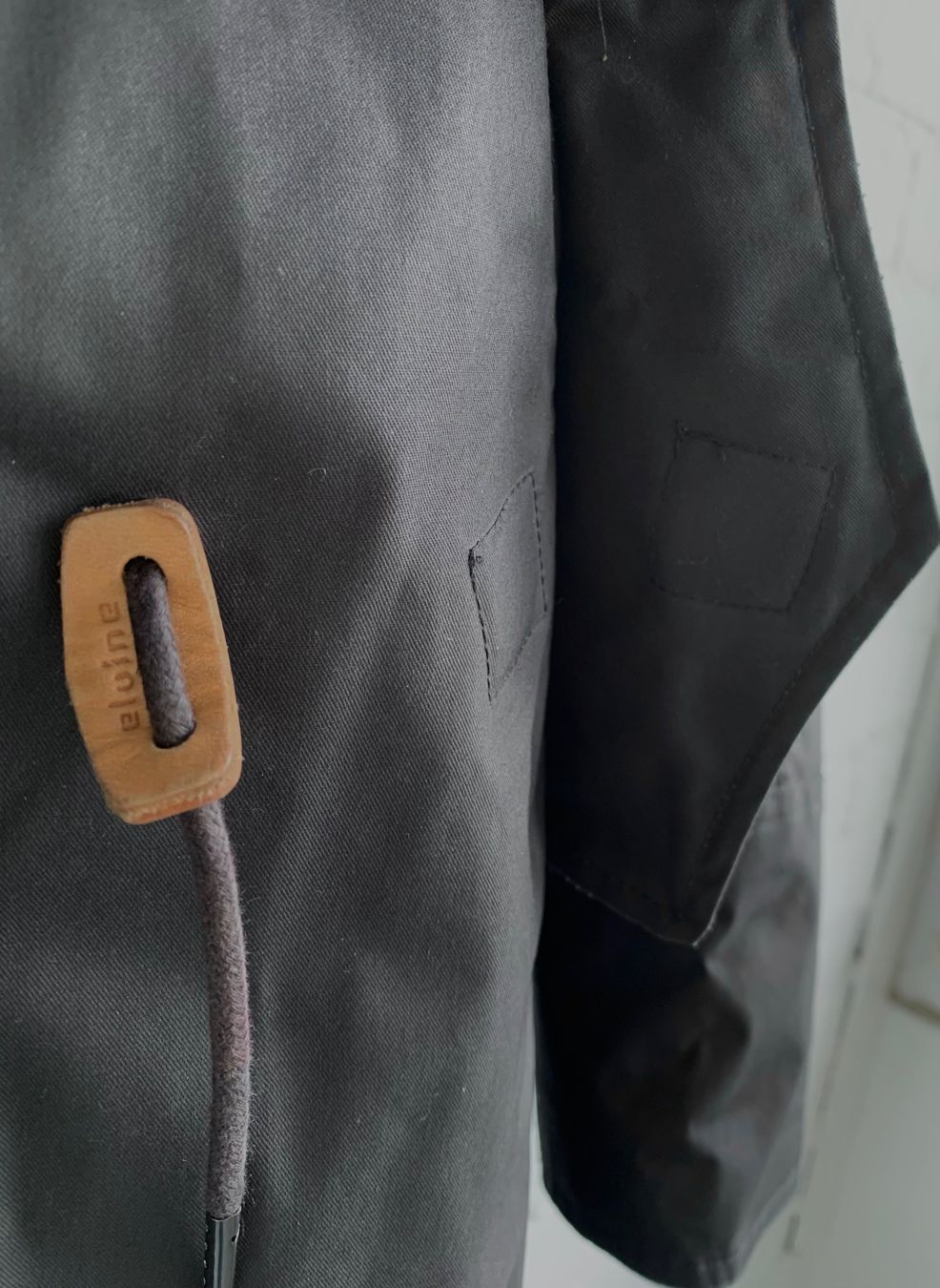 Elvine Giacche: Navyblauer Fishtail-Parka mit Teddyfell von Elvine – Usato da Bern venduto da Fraeuleinhonig 6