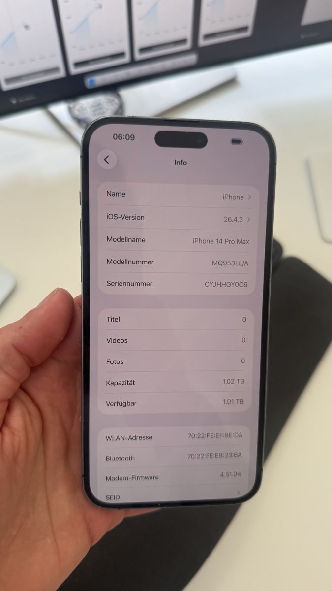 Apple Portables: iPhone 14 Pro Max 1TB + Ultraglass + Cover – D'occasion à Zürich par MJA4657 1
