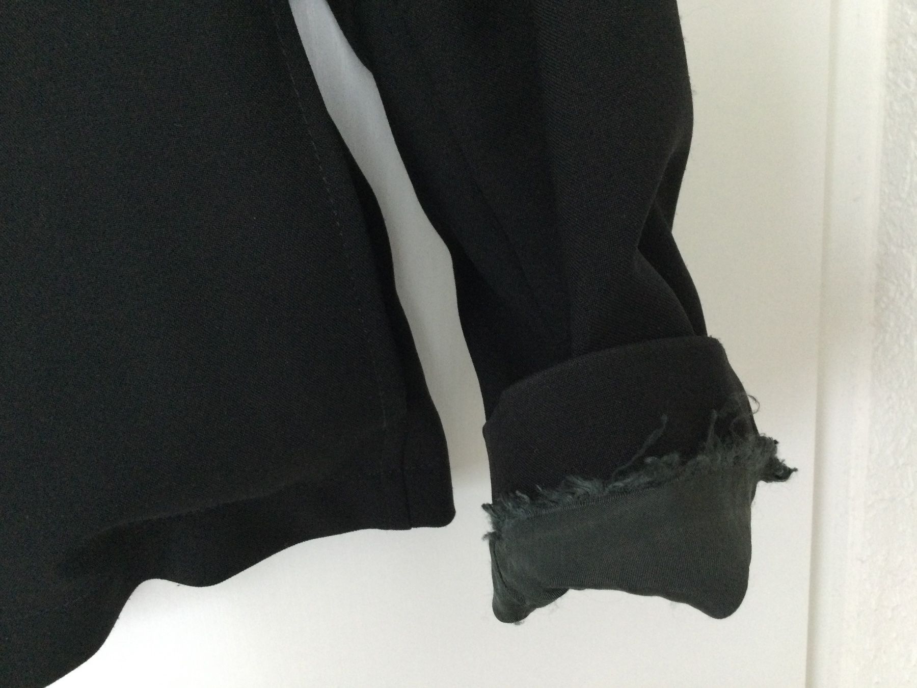 Sisley Anzüge & Kostüme: Schwarzer Sisley Blazer, zeitloser Klassiker, Grösse 36 – Gebraucht aus Zug von ang_rxx5 7