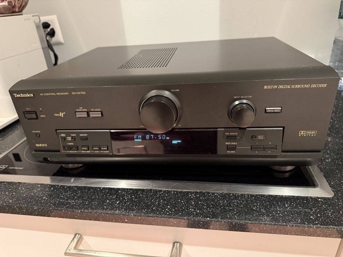 Technics Amplificateurs: Technics SA-DX 750 ampli – D'occasion à Claro par KarinS84