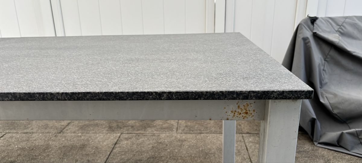Tavoli: Granittisch – Usato da Rothrist venduto da Pringel76 4