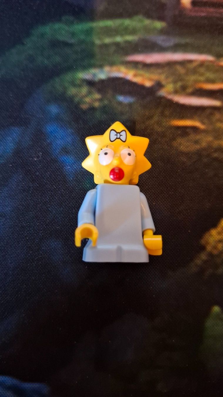 Lego Giocattoli: Lego Mini Figur Maggie – Usato da Brünisried venduto da san_74_bu