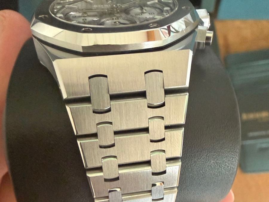 Audemars Piguet Orologi: Audemars Piguet Royal Oak Chronograph 38 mm – Nuovo (secondo la descrizione) da Penthaz venduto da Dpb1 1