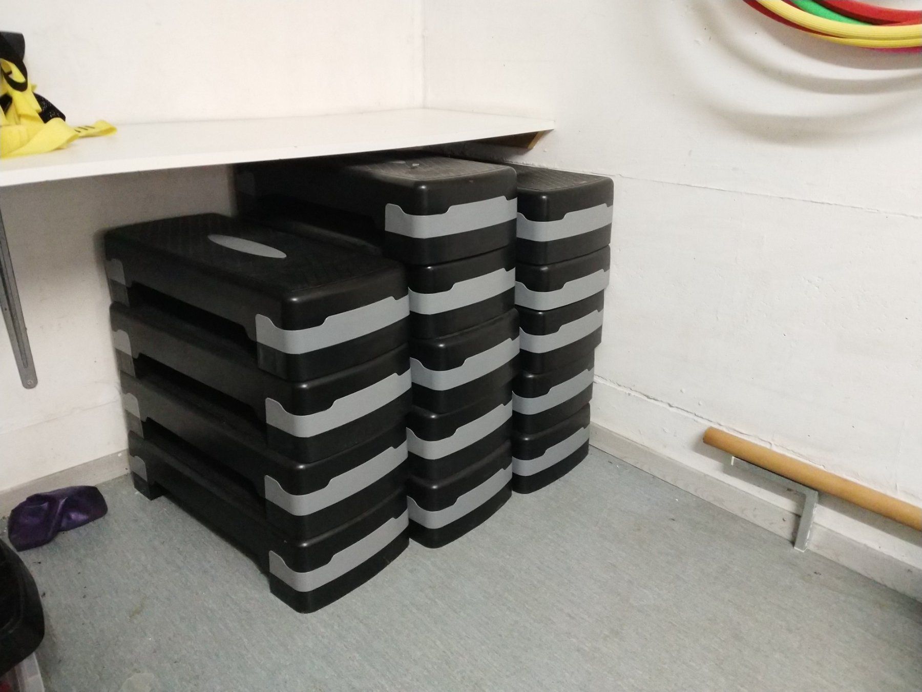 Hometrainer: Stepper Grau-Schwarz – Usato da Altdorf UR venduto da aeren0309