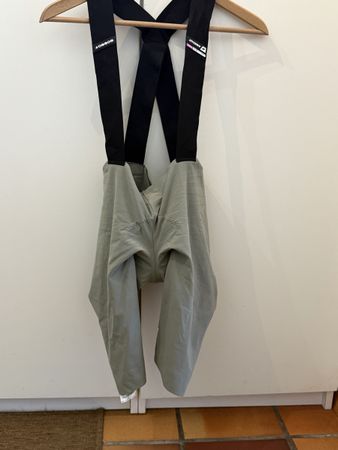 Asos - Women's Dyora R Bib Shorts / Grösse M
