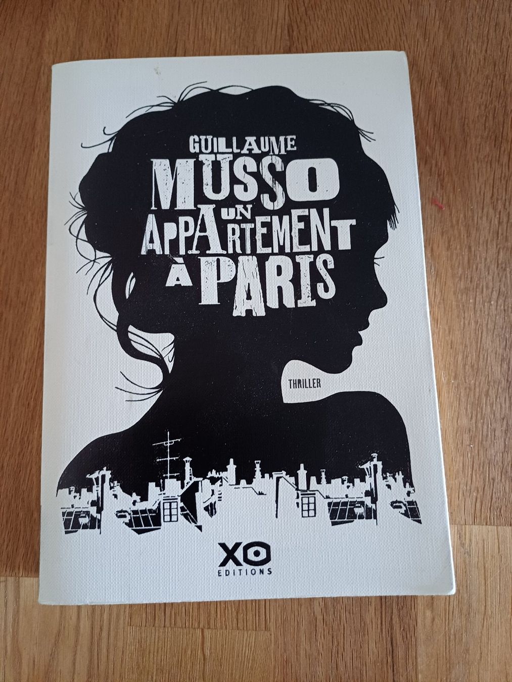 Libri: Un appartement à Paris – Usato da Porrentruy venduto da Piquetix