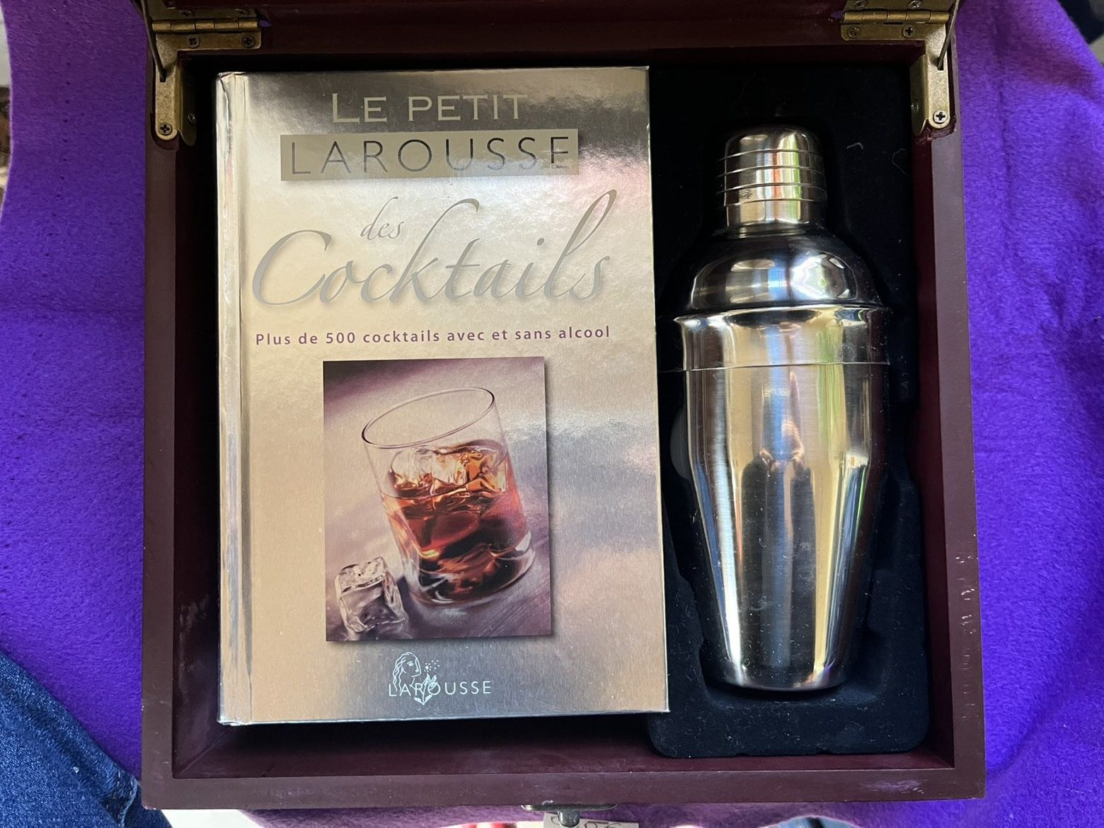 Libri: Coffret Cocktail Le Petit Larousse - Idée Cadeau – Usato da Genthod venduto da Lenas9 6